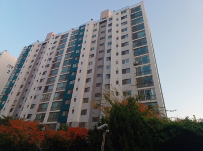 인천광역시 미추홀구 학익소로61번길 135, 28동 6층601호 (학익동,신동아아파트) 사진 2