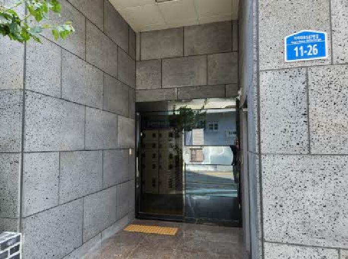 부산광역시 부산진구 가야동 82-6 가야센트리움 3층301호 사진 2